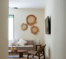 Modern 1BR w Private Pool Surround Speakers