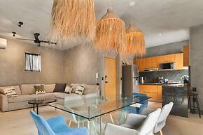Best Spot on 5th Ave - 2BR With King Beds Style