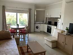 Alvor Red Nice Terrace Flat