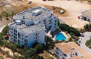 Alvor Red Nice Terrace Flat