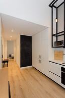 Crystal Luxury Apartment