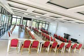 Golden Rays Resort