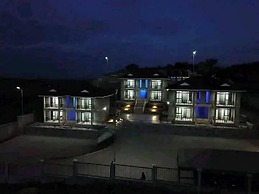 Golden Rays Resort