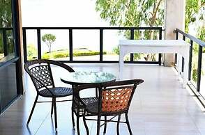 Golden Rays Resort