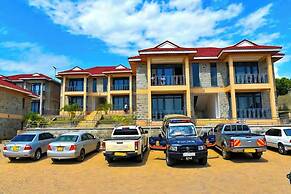 Golden Rays Resort