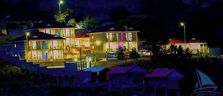Golden Rays Resort