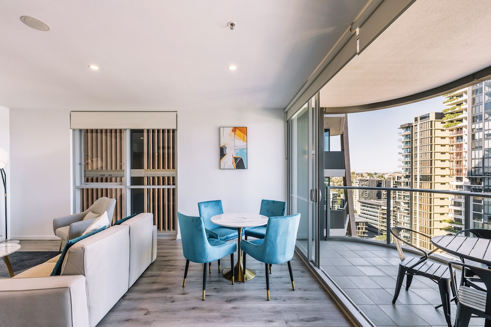 Art House Apartments by CLLIX