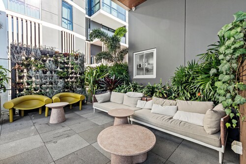 Art House Apartments by CLLIX