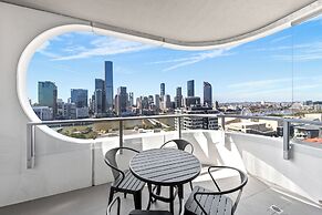 Art House Apartments by CLLIX