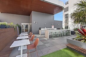 Art House Apartments by CLLIX