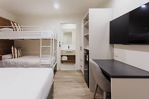 Coomera Lodge Hotel