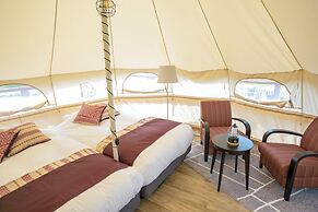Spa Resort Hawaiians Glamping Mauna Village
