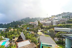 Fabhotel Rajathi Holiday Peak