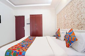 Fabhotel Rajathi Holiday Peak