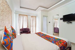 Fabhotel Rajathi Holiday Peak