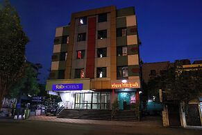 Fabhotel Royal Residency - Nr Phoenix mall