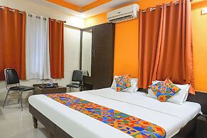 Fabhotel Royal Residency - Nr Phoenix mall