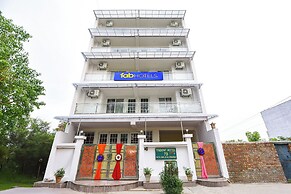 Fabhotel Trident