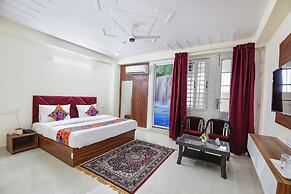 Fabhotel Trident