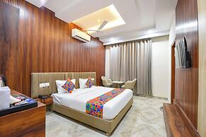 Fabhotel Regal