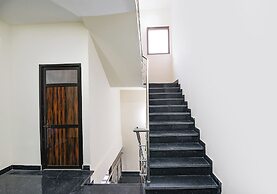 Fabhotel Regal
