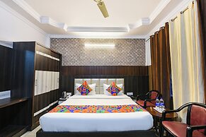 Fabhotel Sn Resort