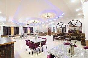 Fabhotel Sn Resort