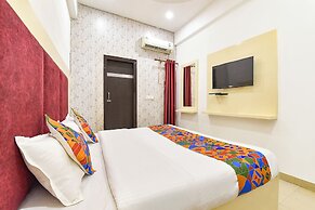 Fabhotel Pearl