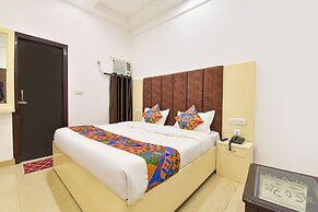 Fabhotel Pearl