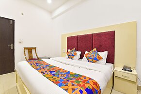 Fabhotel Pearl
