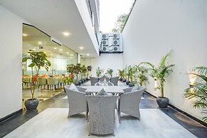 Saltstayz Premier - Arjun Marg
