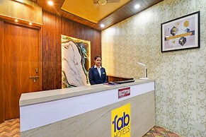 Fabhotel Raghunandan Inn