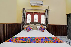 Fabhotel Raghunandan Inn