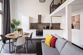 Apart loft hotel in Karlin