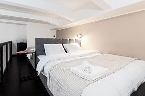 Apart loft hotel in Karlin