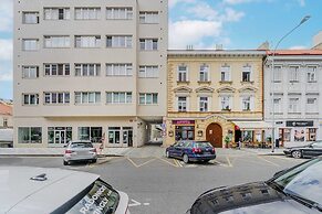 Apart loft hotel in Karlin