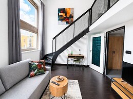 Apart loft hotel in Karlin