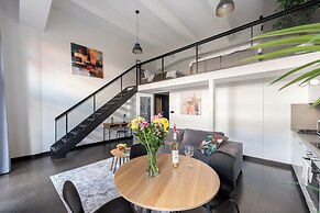 Apart loft hotel in Karlin