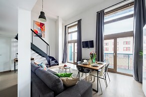 Apart loft hotel in Karlin