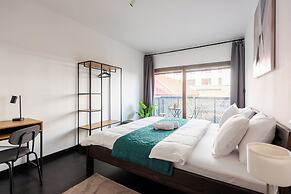 Apart loft hotel in Karlin