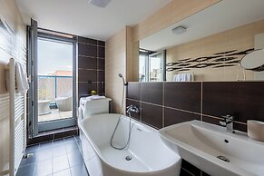 Apart loft hotel in Karlin