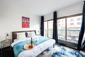 Apart loft hotel in Karlin
