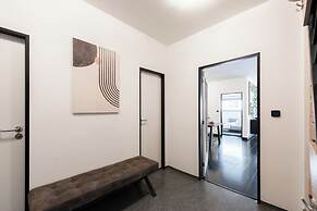 Apart loft hotel in Karlin