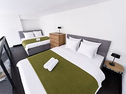 Apart loft hotel in Karlin