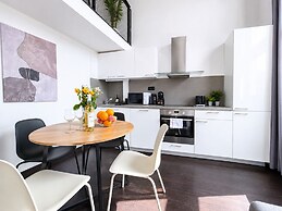 Apart loft hotel in Karlin