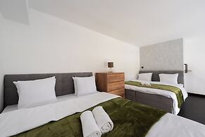 Apart loft hotel in Karlin