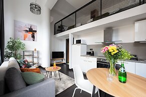 Apart loft hotel in Karlin
