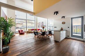 Apart loft hotel in Karlin