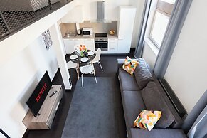 Apart loft hotel in Karlin