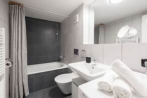 Apart loft hotel in Karlin